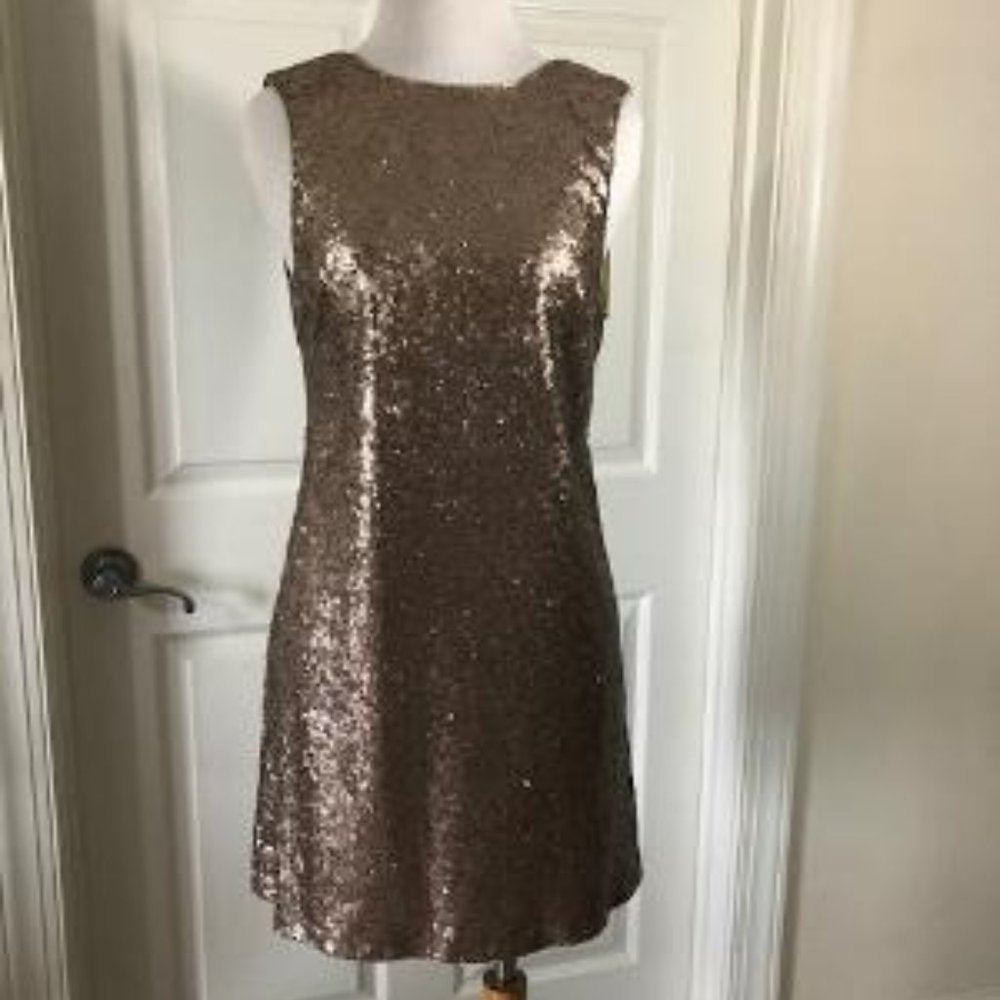 Tobi promises sequin shift dress in gold size XS